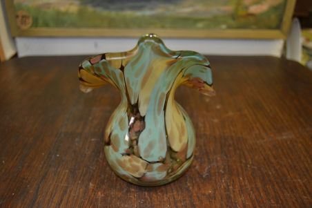 (n-7187) Holsteinische Schweiz, Glasgalerie Malente, uhke klaasvaas