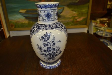 (n-7188/2) T.Delfts Bleau, vaas