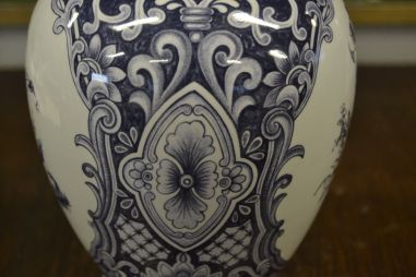 (n-7188/2) T.Delfts Bleau, vaas