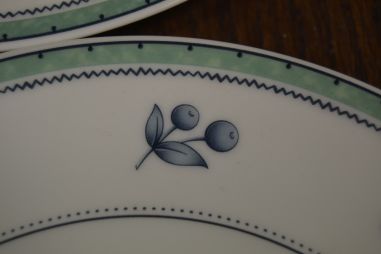 (n-7202/2) Bavaria Marktleuthen Heinrich Winterling, salatitaldrikud, 4tk