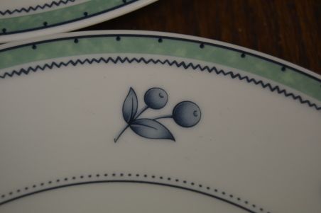 (n-7202/2) Bavaria Marktleuthen Heinrich Winterling, salatitaldrikud, 4tk