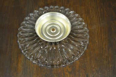 (n-7205) Metaljalal klaasvaagen