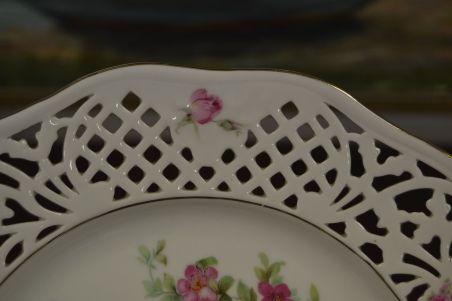 (n-7213) Byttebier Porselein, Wevelgem, faasanitega pitsiline vaagen