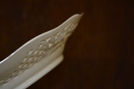 (n-7213) Byttebier Porselein, Wevelgem, faasanitega pitsiline vaagen