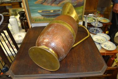 (n-7214) Mecap, suur kahevärviline metallist veenõu/ vihmavarjuhoidik