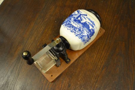 (n-7217) Seinapealne kohviveski "Veski"