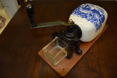 (n-7217) Seinapealne kohviveski "Veski"