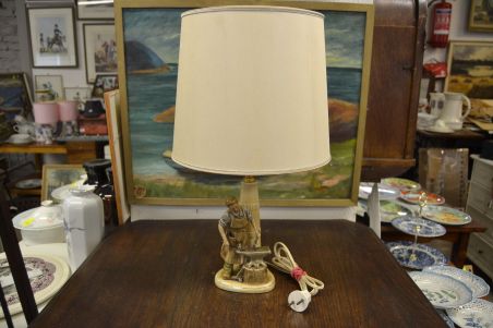 (n-7220) Portselanist laualamp Dresden (n-7220) Portselanist laualamp Dresden