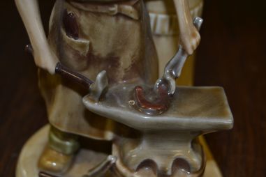 (n-7220) Portselanist laualamp Dresden