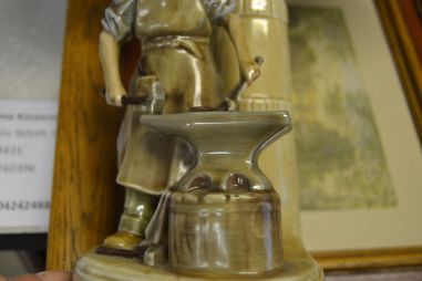 (n-7220) Portselanist laualamp Dresden