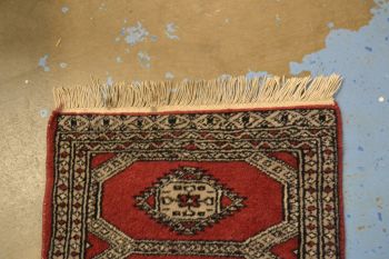 (V-127) Väiksem vaip 0,5x 0,6 m 2