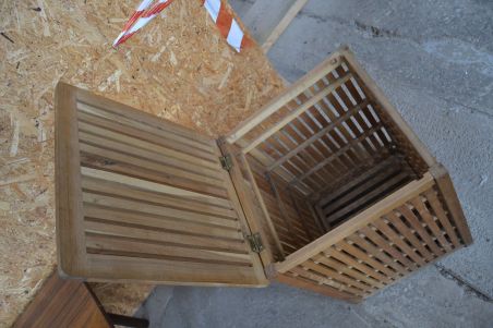 (n-7310) Puidust kast- pesukorv