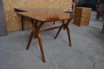 (n-7312) Retro diivanilaud