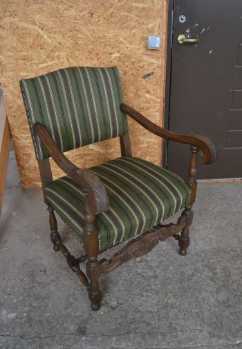 (n-7314) Käetugedega tool, kirjutuslaua tool