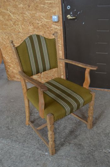 (n-7316) Käetugedega tool