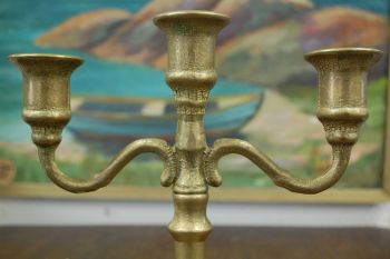 (n-7307) Metallist kolmeharuline küünlajalg 2