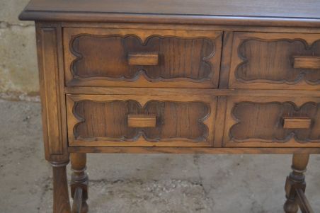 (n-7328) Väiksem kummut