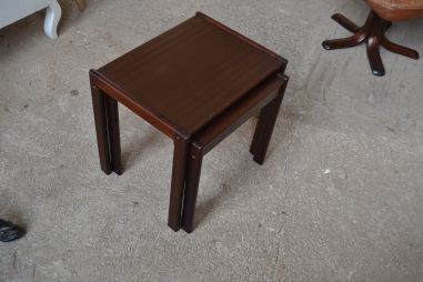 (n-7335)  Retro lauad, 2 tk komplektis