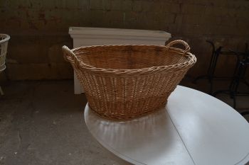 (n-7336) Punutud suurem korv