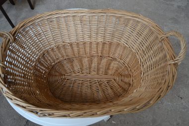 (n-7336) Punutud suurem korv