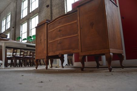 (n-7342) Suur võimas kummut (n-7342) Suur võimas kummut