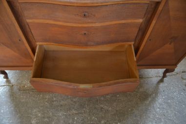 (n-7342) Suur võimas kummut