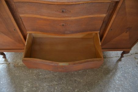 (n-7342) Suur võimas kummut (n-7342) Suur võimas kummut