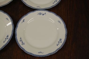 (n-7349/5) Fyrklövern Christineholm, Bla herrgard, salatitaldrikud, 4tk