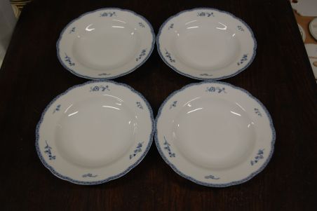 (n-7349/7) Fyrklövern Christineholm, Bla herrgard, supi-pastataldrikud, 4tk