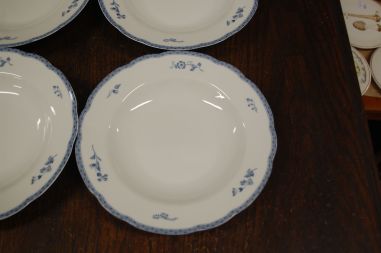 (n-7349/7) Fyrklövern Christineholm, Bla herrgard, supi-pastataldrikud, 4tk