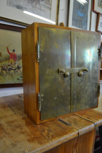 (n-7355) G.Eriksson Eskilskunta huvitav seinakpp 2