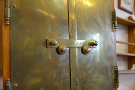 (n-7355) G.Eriksson Eskilskunta huvitav seinakpp