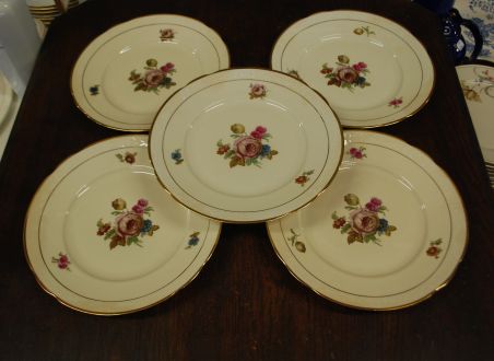 (n-7358/3) KPM, Kjobenhavns Porcellains Maleri A/S, Rosenborg suuremad praetaldrikud, 5tk