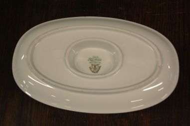 (n-7347/9) Selb Bavaria Krautheim, Liljekonval piibelehtedega kastmenõu