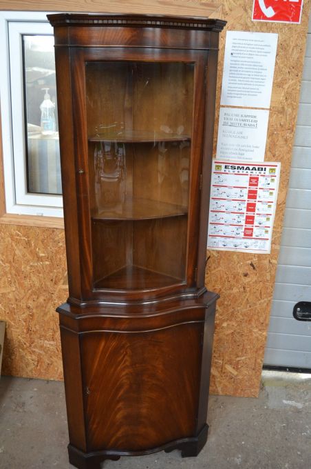 (n-7377) Inglise nurgakapp (n-7377) Inglise nurgakapp