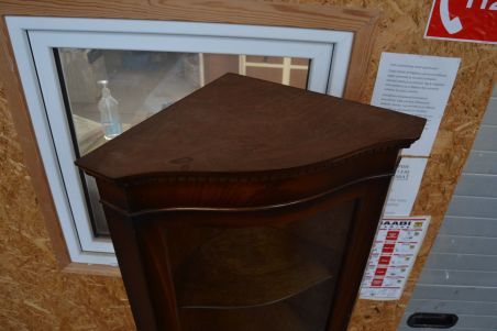 (n-7377) Inglise nurgakapp (n-7377) Inglise nurgakapp