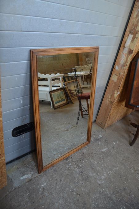 (L-707) Suurem tammeraamis peegel (L-707) Suurem tammeraamis peegel