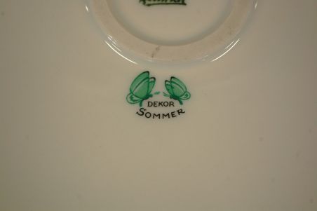 (n-7394) H&Co Selb Bavaria Heinrich, vaagen "Suvi"