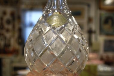 (n-7395) Harrach Böhm  pliikristallist karahvin