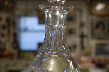 (n-7395) Harrach Böhm  pliikristallist karahvin