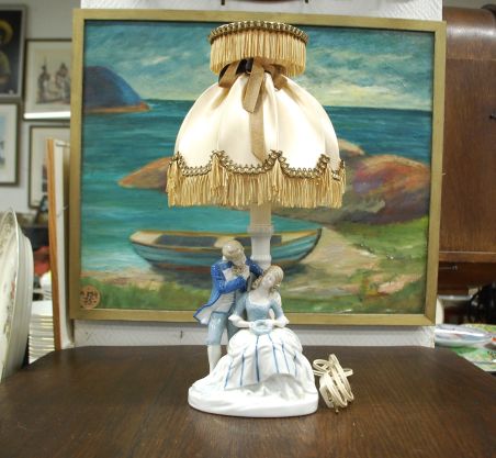 (n-7403) Weiss Kuehnert, uhke laualamp, mudel 5388