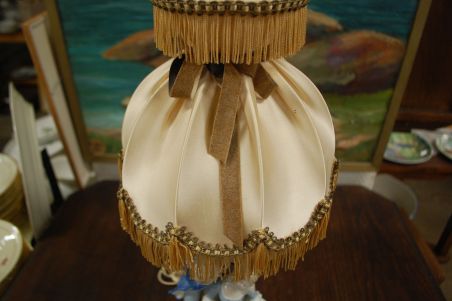 (n-7403) Weiss Kuehnert, uhke laualamp, mudel 5388