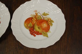 (n-7412) Bavaria Hutschenreuther, Form Dresden, puuviljadega taldrikud, 2tk 2