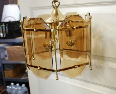 (n-7416) Klaasist tahuline disainlaelamp