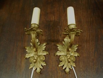 (n-7417) Rasked metallist seinalambid, 2tk komplektis