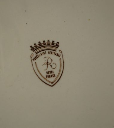 (n-7010/2) Revol Porcelaine, suurem seinakell "Veski"