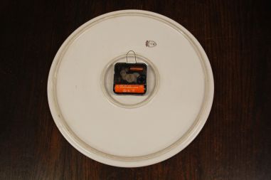 (n-7010/2) Revol Porcelaine, suurem seinakell "Veski"