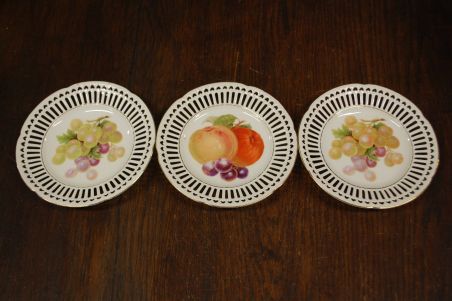 (n--7420) Pitsilised puuviljataldrikud 3tk