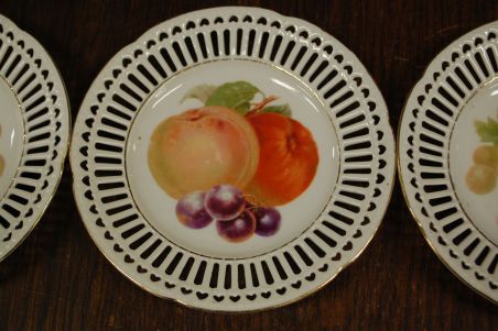 (n--7420) Pitsilised puuviljataldrikud 3tk