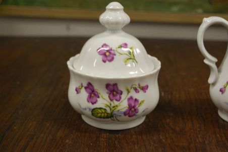 (n-7421/3) Bavaria Wunsiedel R Porcelaine, kannikestega koorekann ja suhkrutoos